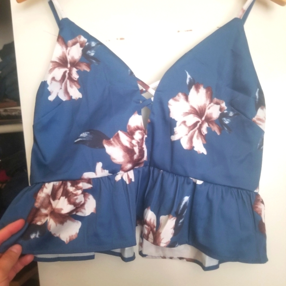 Sexy set of shorts with cute ruffles